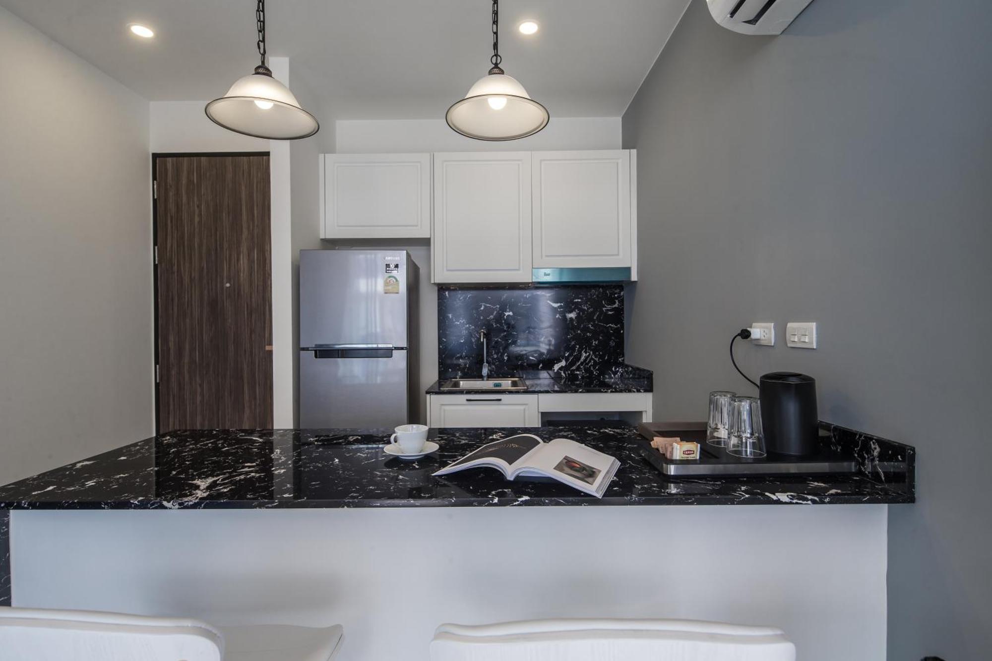 Palmyrah Surin Beach Residence الغرفة الصورة